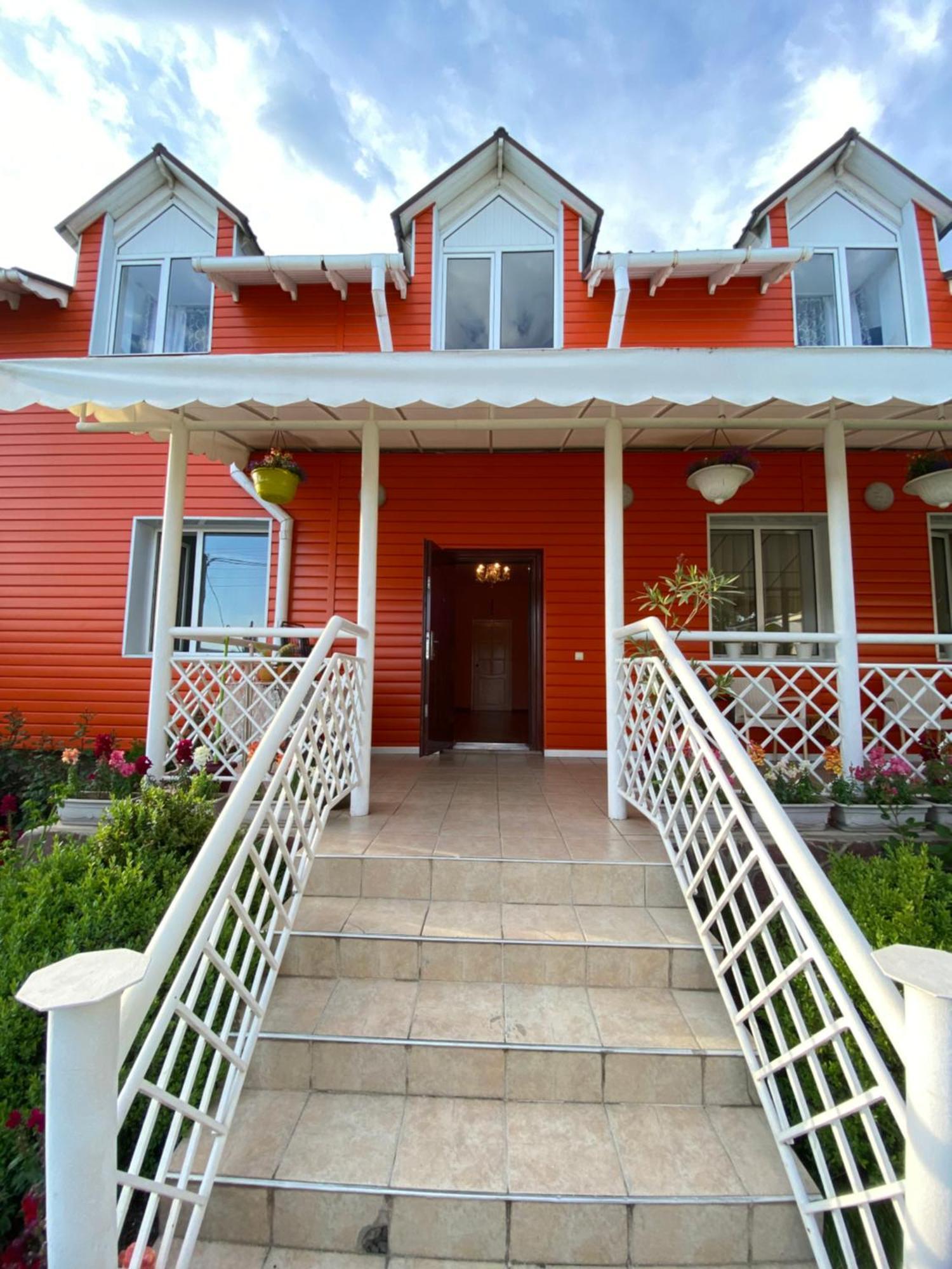 Osobyi Guest House Cholpon-Ata Εξωτερικό φωτογραφία