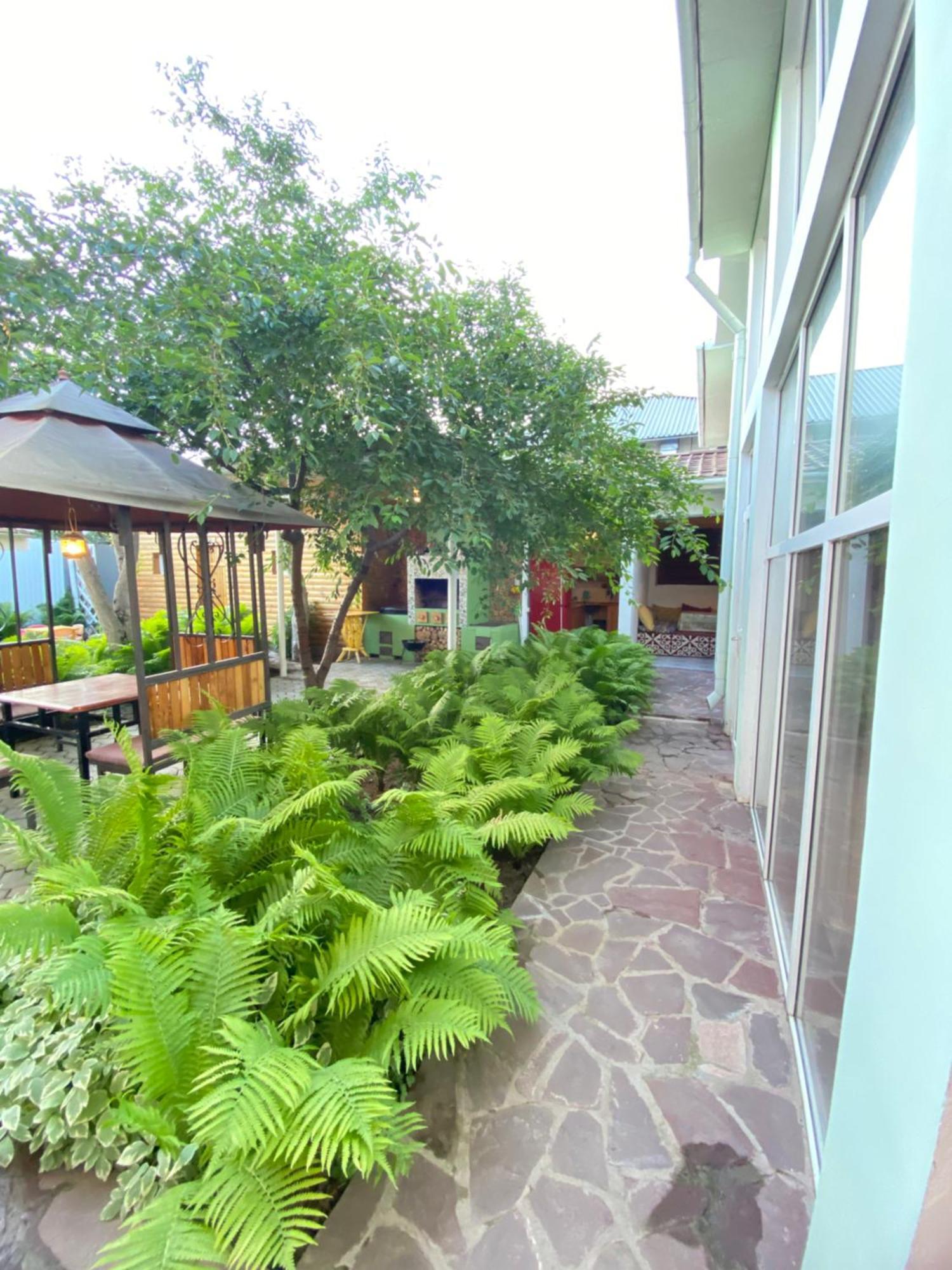 Osobyi Guest House Cholpon-Ata Εξωτερικό φωτογραφία